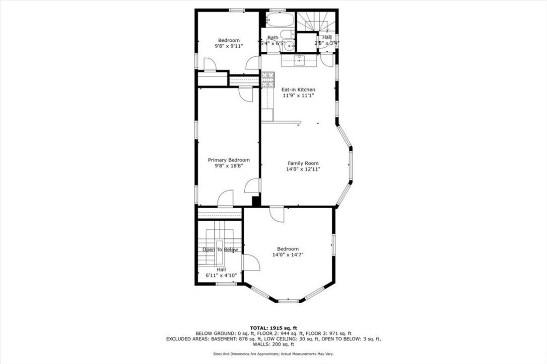 Warwick, Rhode Island 02886, United States, 6 Bedrooms Bedrooms, ,2 BathroomsBathrooms,Residential,Active,229064