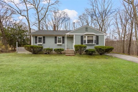 232 Quaker Lane Scituate RI 02857