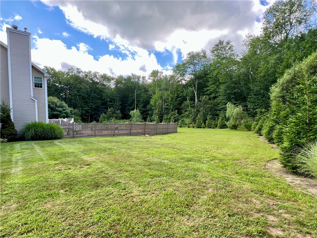 35 East Lantern Road