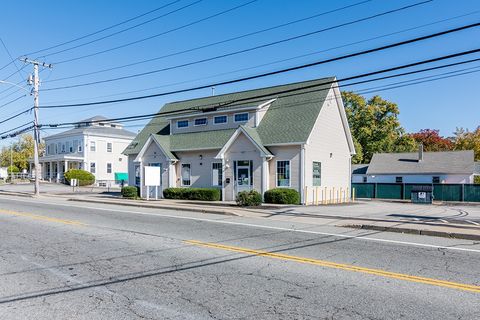 653 Killingly Street Johnston RI 02919
