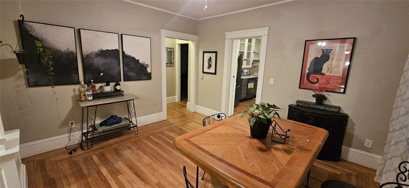 214 Howell Street 2