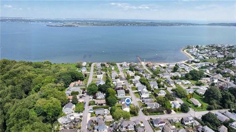 52 What Cheer Road Narragansett RI 02882