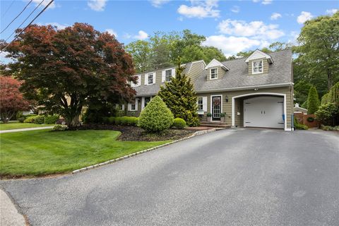152 Glen Hills Drive Cranston RI 02920