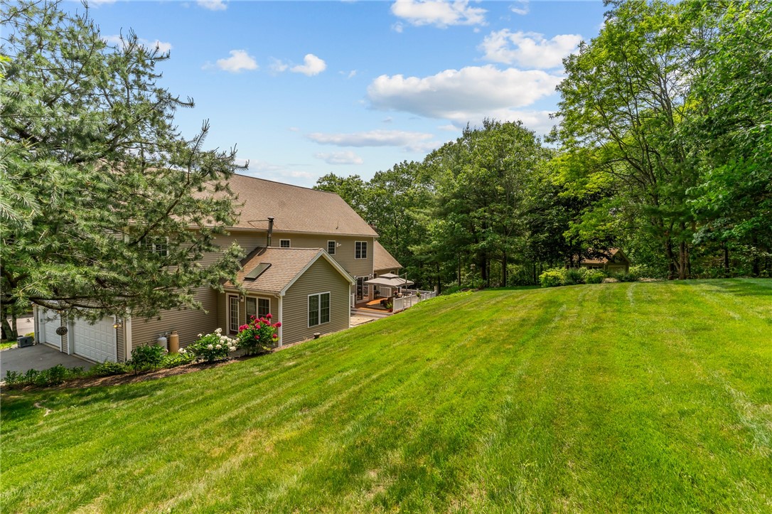 16 Leonard Drive