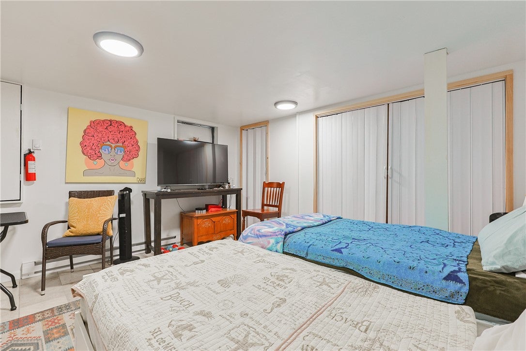 88 Barton Street 6
