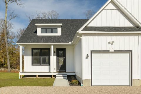 37 Whittier Drive South Kingstown RI 02879