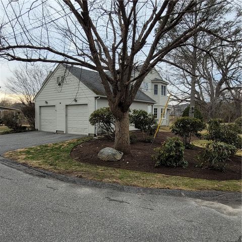 48 Arnold Court A North Providence RI 02904