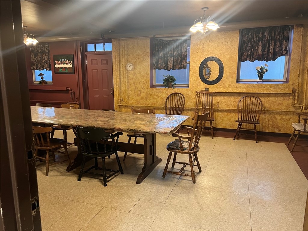 Woonsocket, Rhode Island 02895, United States, 23 Bedrooms Bedrooms, ,8 BathroomsBathrooms,Residential,Pending,148168