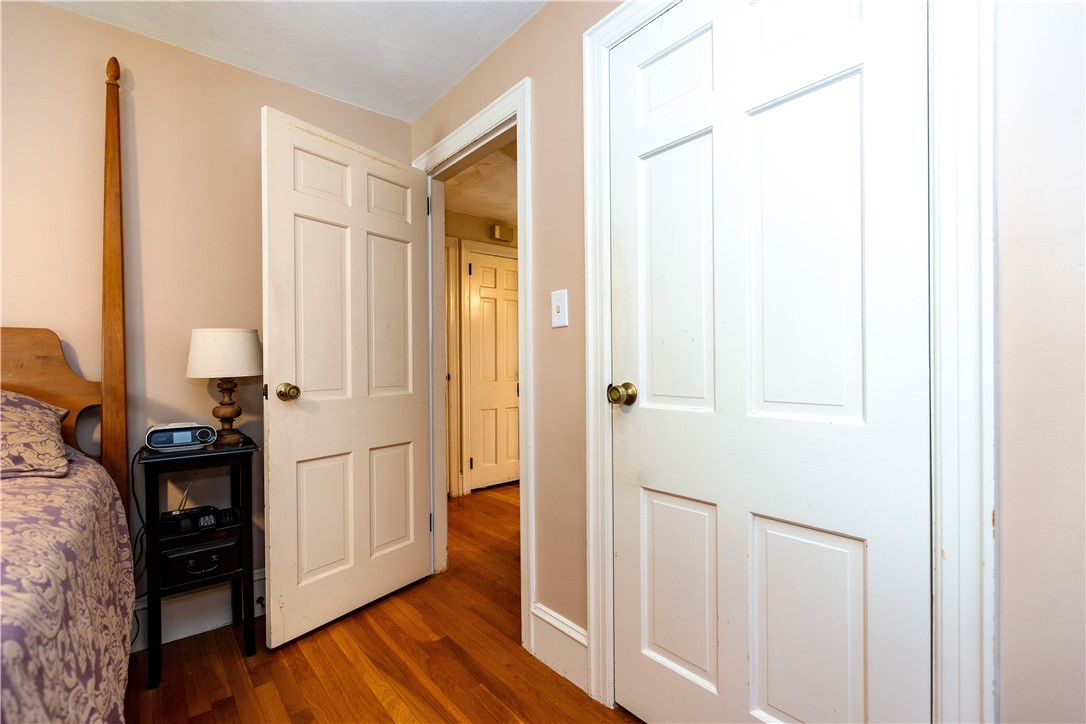 Cranston, Rhode Island 02910, United States, 3 Bedrooms Bedrooms, ,2 BathroomsBathrooms,Residential,Active,171954