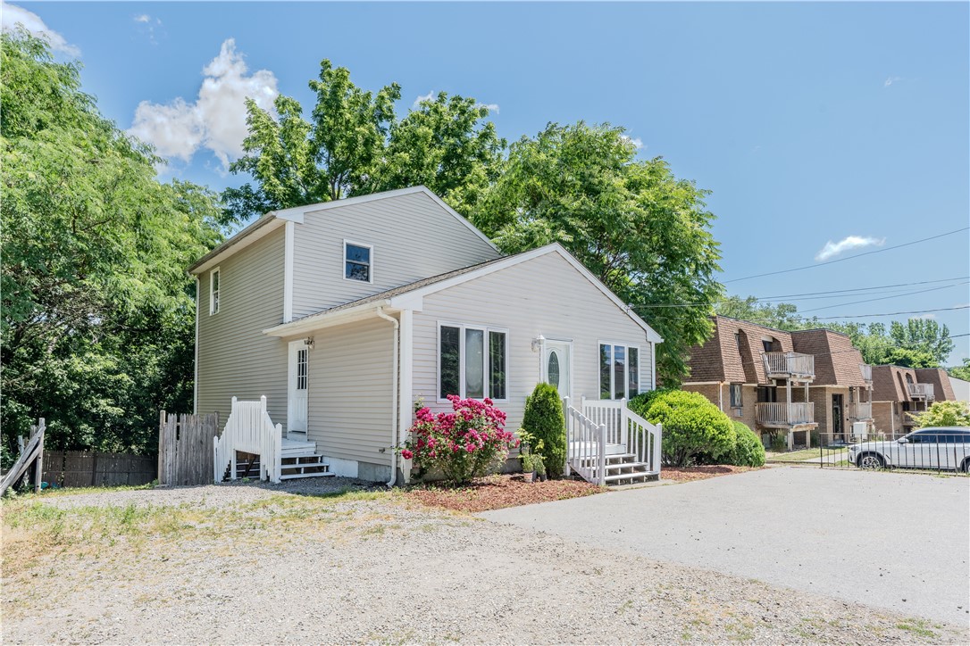 1015 Atwood Avenue