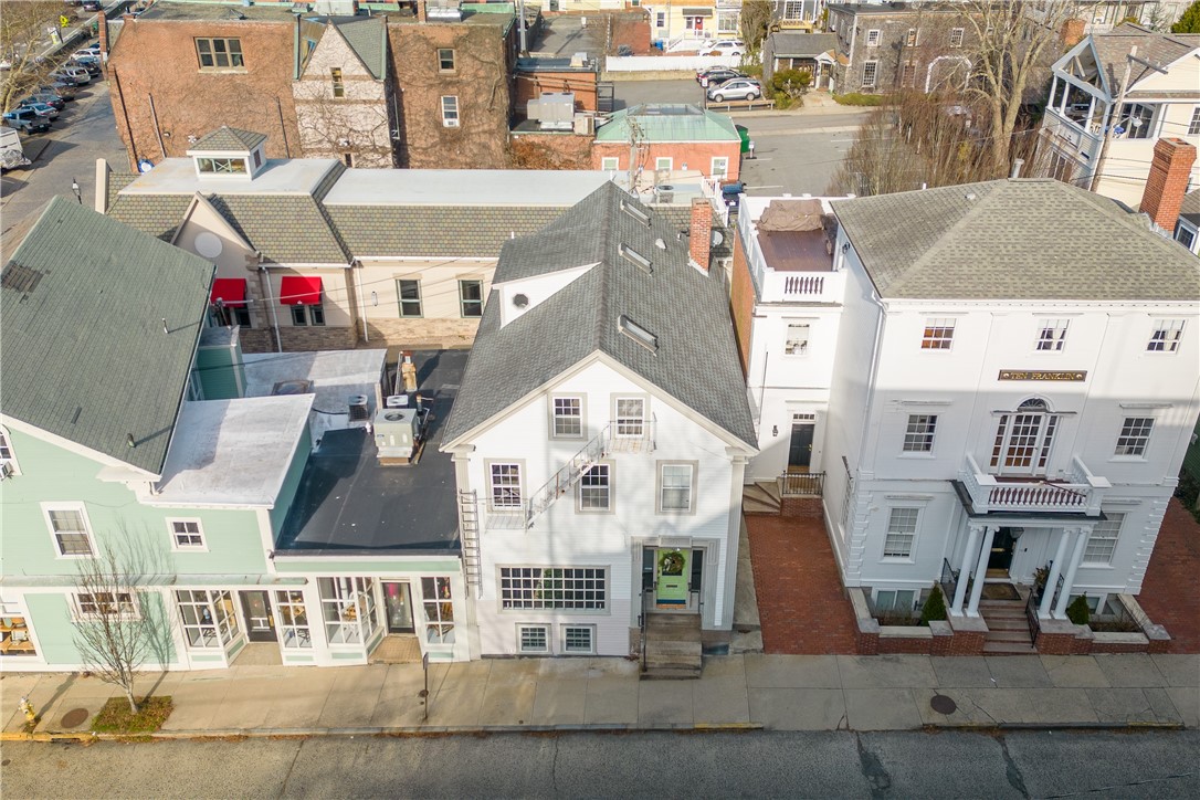 Newport, Rhode Island 02840, United States, 1 Bedroom Bedrooms, ,1 BathroomBathrooms,Residential,Active,104487