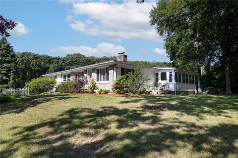 Single Family Residence in Lincoln RI 95 Angell Road.jpg