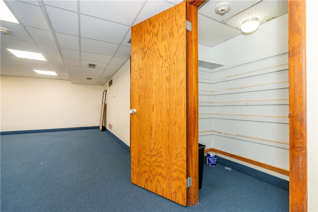 Warwick, Rhode Island 02888, United States, ,Residential,Active,91905