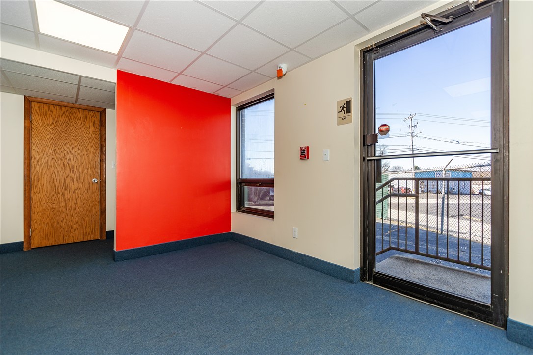 Warwick, Rhode Island 02888, United States, ,Residential,Active,91905