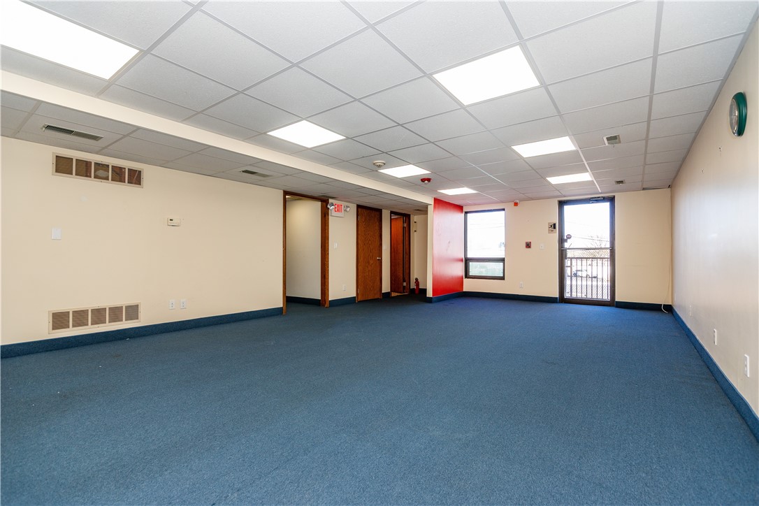 Warwick, Rhode Island 02888, United States, ,Residential,Active,91905