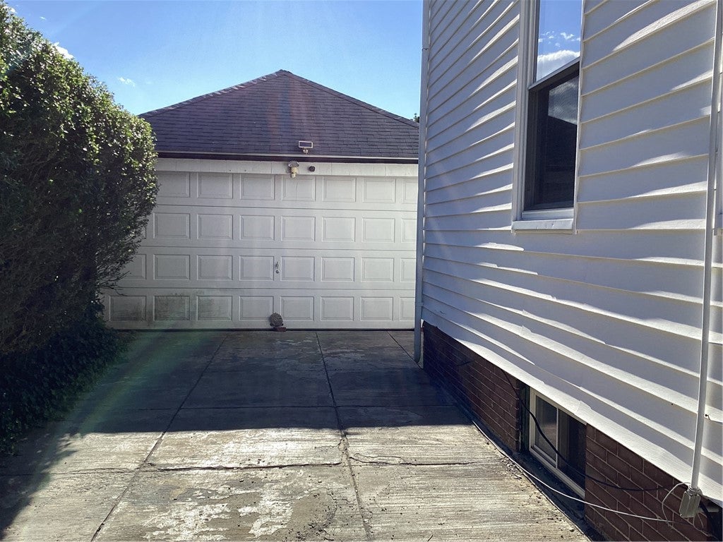 340 River Avenue