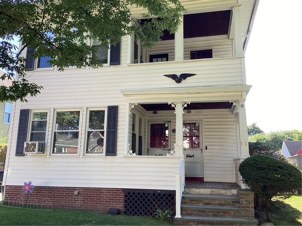340 River Avenue