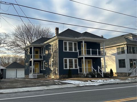 713 715 MENDON Road Woonsocket RI 02895