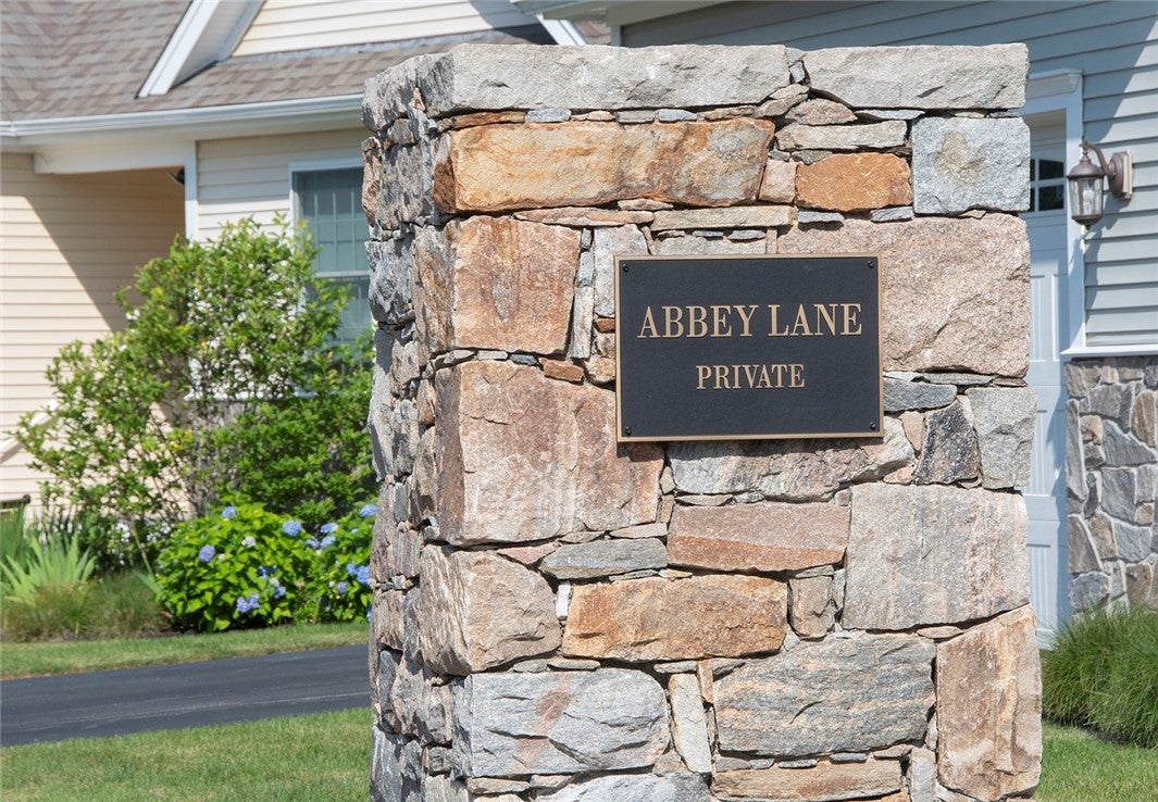 16 Abbey Lane 17