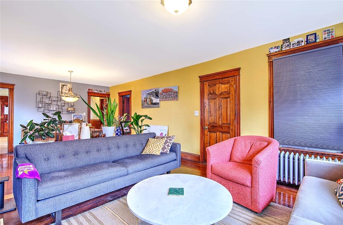 25 Blodgett Avenue 27