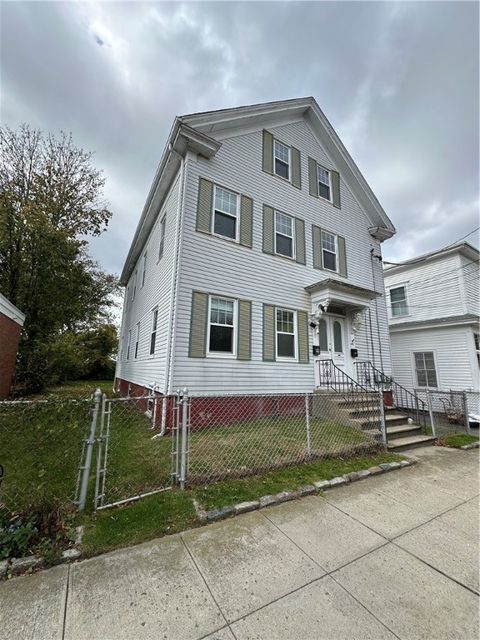 471 Wood Street Bristol RI 02809