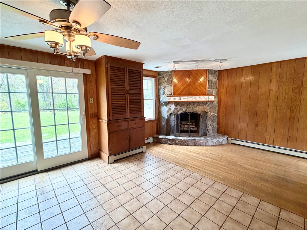 6 Lakewood Drive
