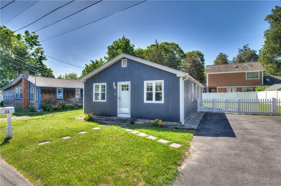 33 Spruce Lane