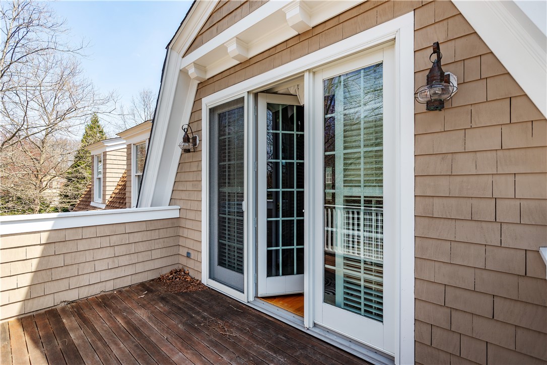 North Kingstown, Rhode Island 02852, United States, 3 Bedrooms Bedrooms, ,3 BathroomsBathrooms,Residential,Pending,121301