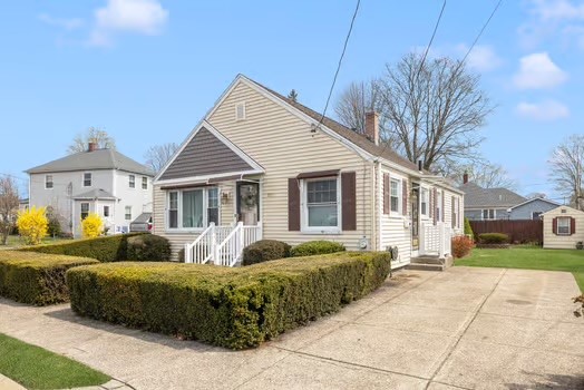 207 Bloodgood Street