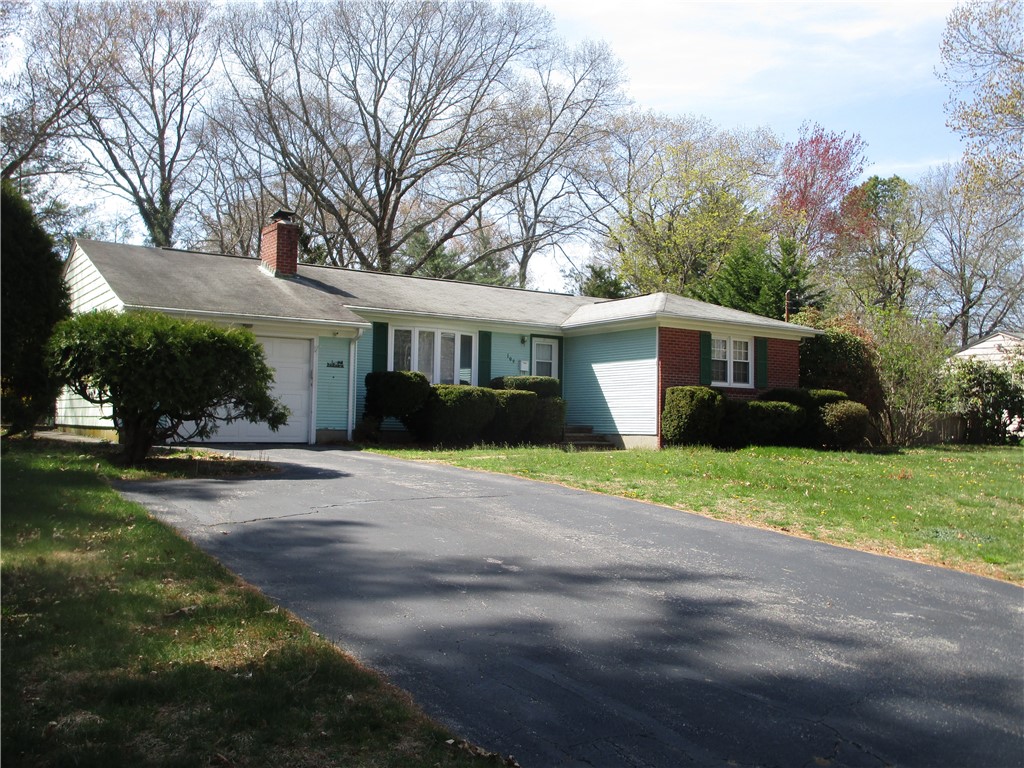 109 Elmwood Drive