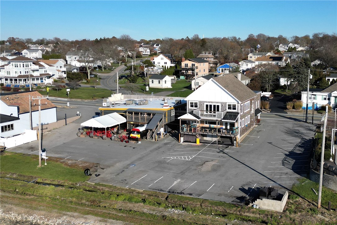 116 Aquidneck Avenue 124