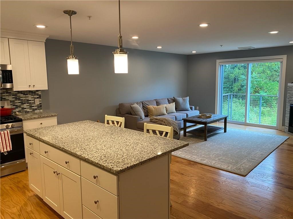 1001 Main Street 17
