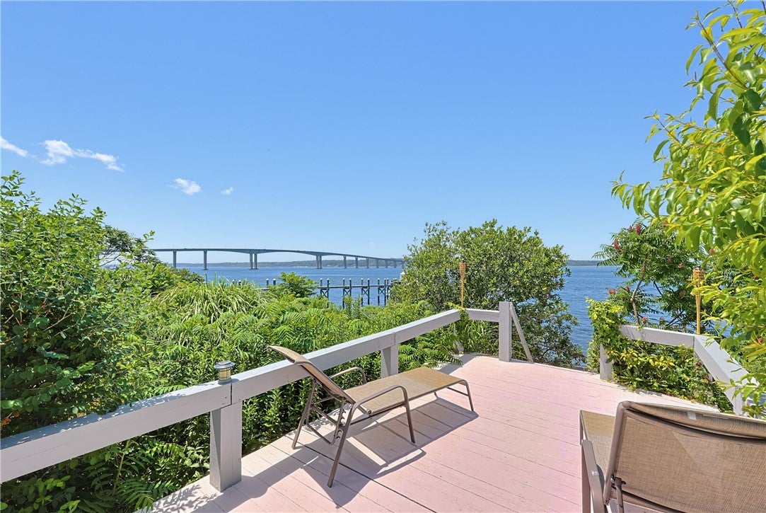 213 Seaside Drive