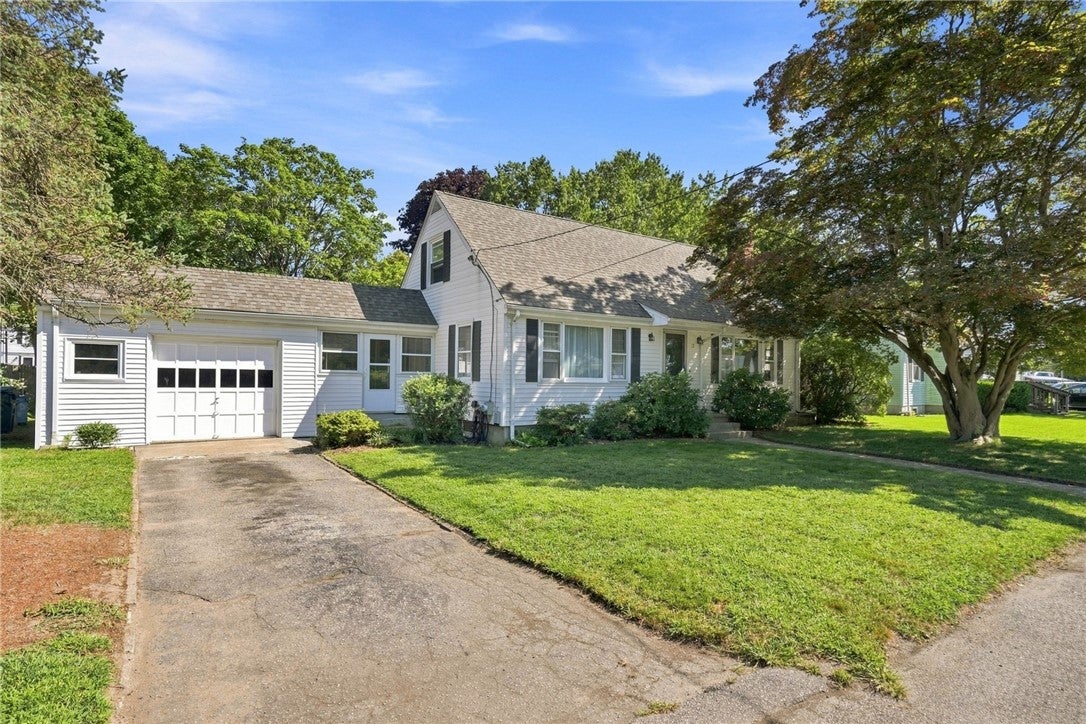 12 Rollins Road