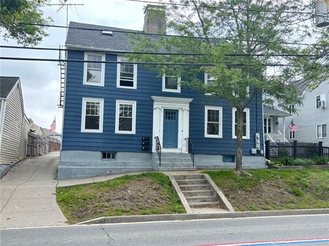 712 Hope Street 1 Bristol RI 02809