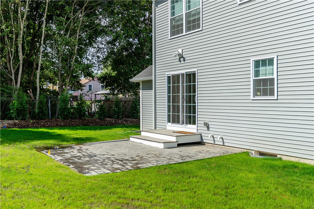 Richmond, Rhode Island 02894, United States, 3 Bedrooms Bedrooms, ,3 BathroomsBathrooms,Residential,Active,194922