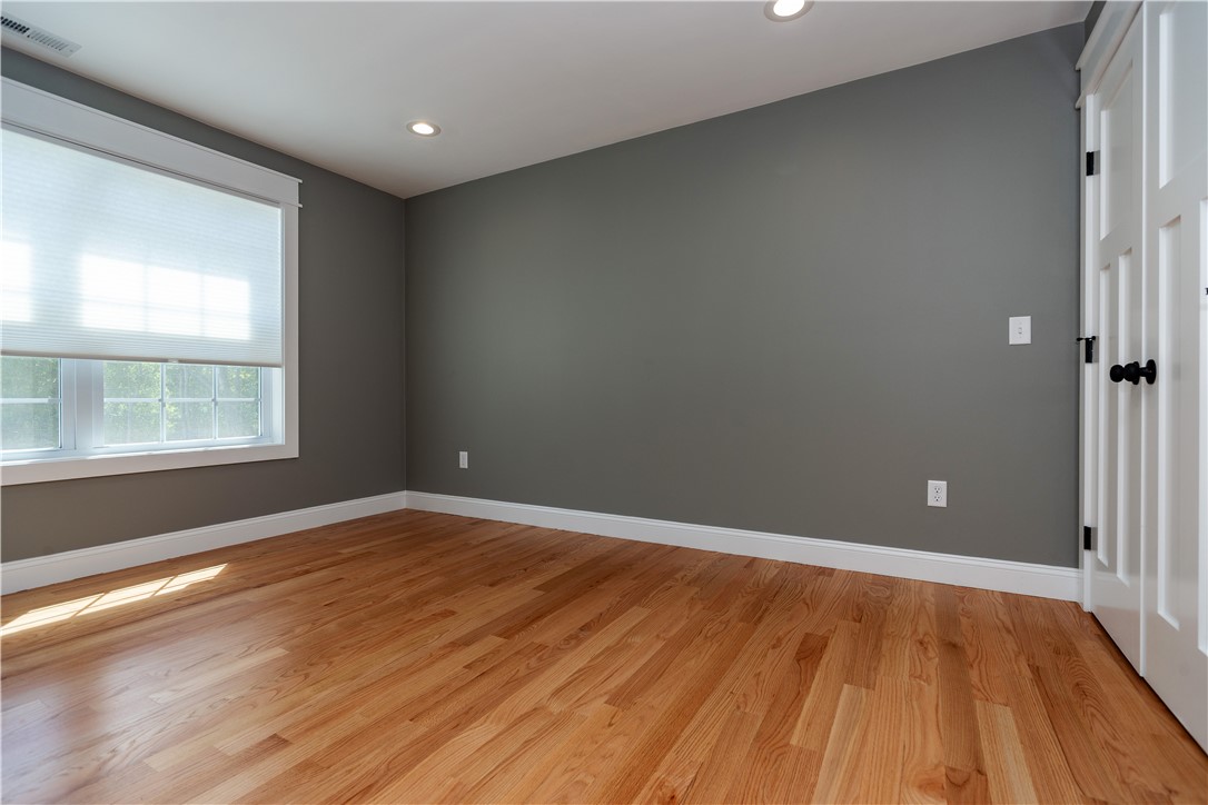 Richmond, Rhode Island 02894, United States, 3 Bedrooms Bedrooms, ,3 BathroomsBathrooms,Residential,Active,194922