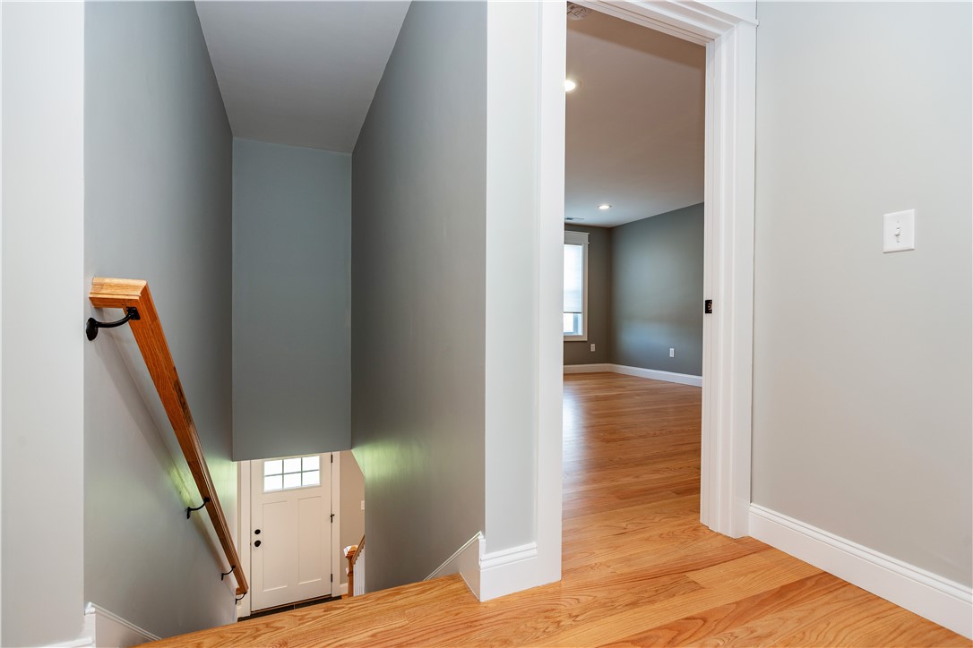 Richmond, Rhode Island 02894, United States, 3 Bedrooms Bedrooms, ,3 BathroomsBathrooms,Residential,Active,194922