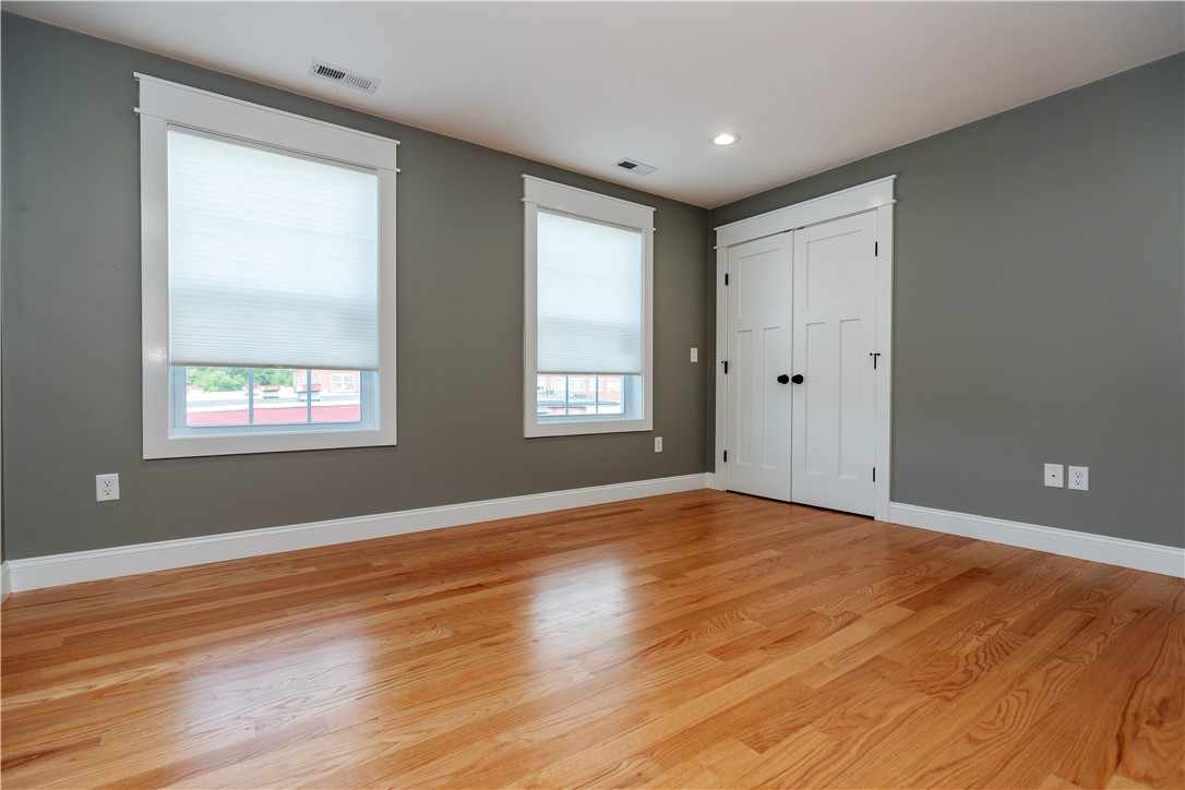 Richmond, Rhode Island 02894, United States, 3 Bedrooms Bedrooms, ,3 BathroomsBathrooms,Residential,Active,194922