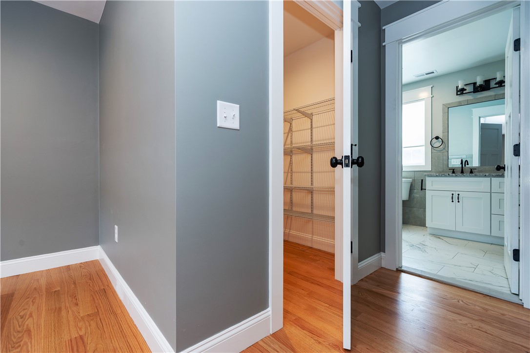 Richmond, Rhode Island 02894, United States, 3 Bedrooms Bedrooms, ,3 BathroomsBathrooms,Residential,Active,194922