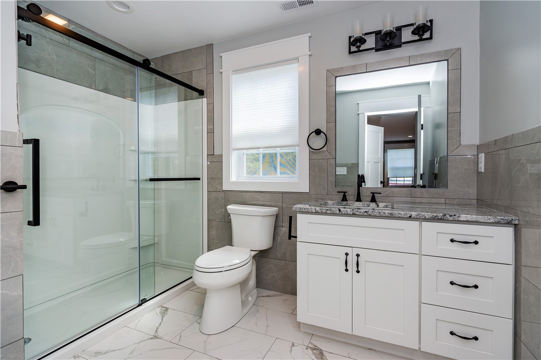 Richmond, Rhode Island 02894, United States, 3 Bedrooms Bedrooms, ,3 BathroomsBathrooms,Residential,Active,194922