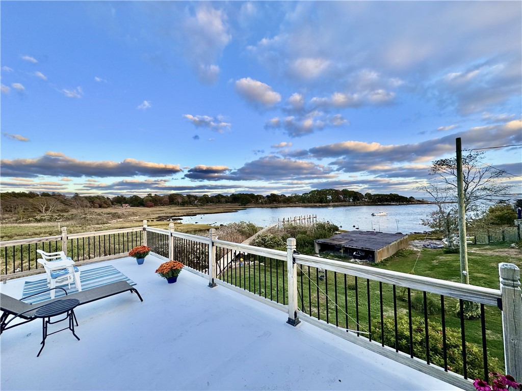71 Wolcott Avenue
