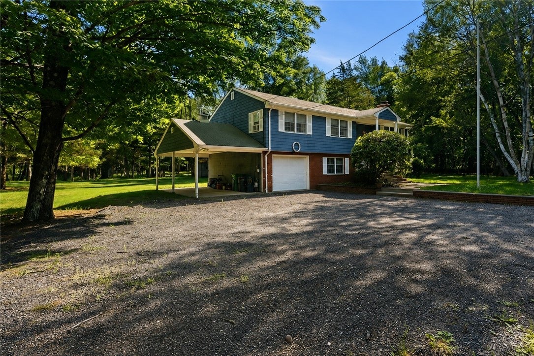 206 Rocky Hill Road