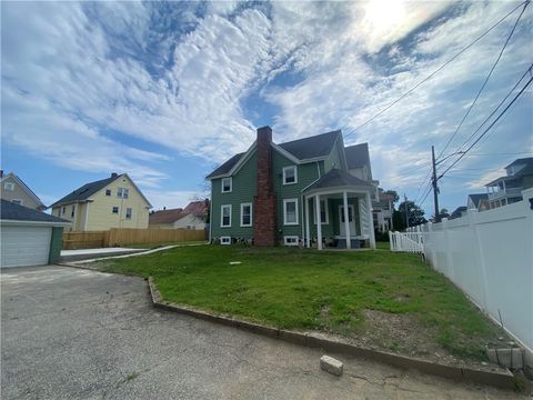 Single Family Residence in Providence RI 218 Indiana Avenue.jpg