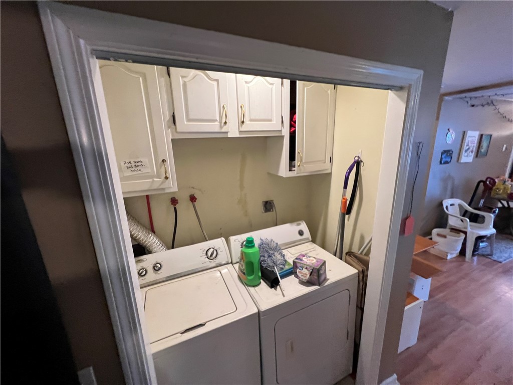 Coventry, Rhode Island 02816, United States, 4 Bedrooms Bedrooms, ,2 BathroomsBathrooms,Residential,Active,115030