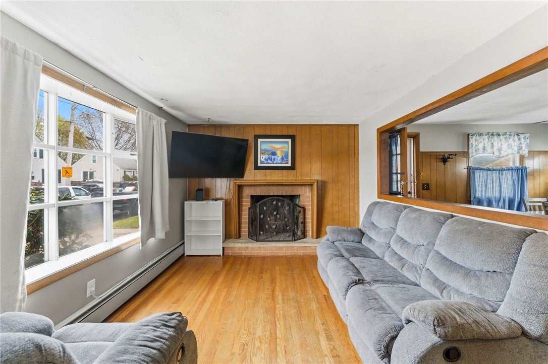 5 Poirier Street