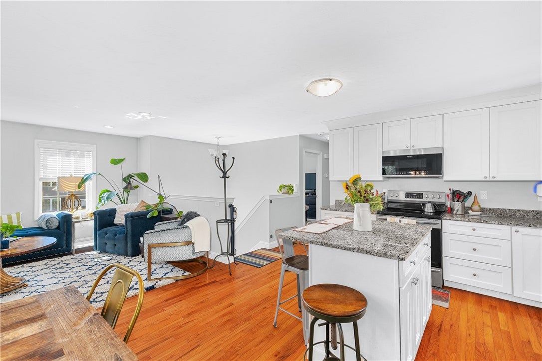16 Liane Drive