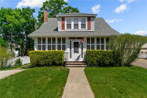 64 Dyer Avenue East Providence RI 02915