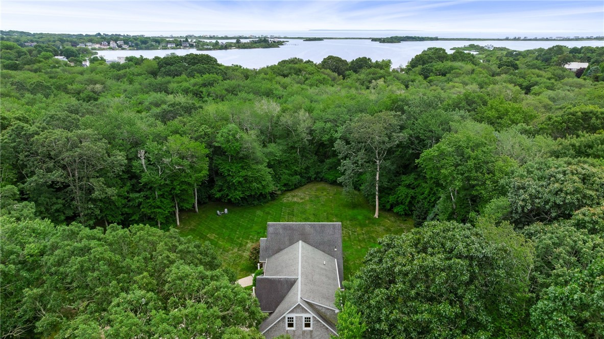 8 Indigo Point Road