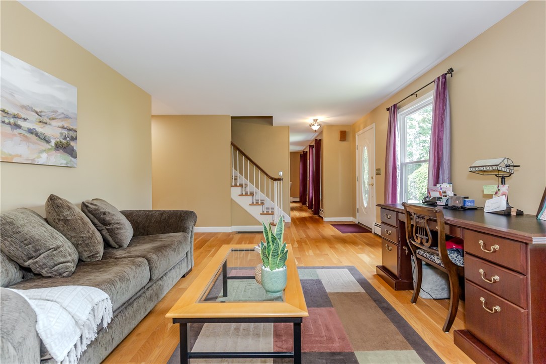 41 Holly Hill Lane